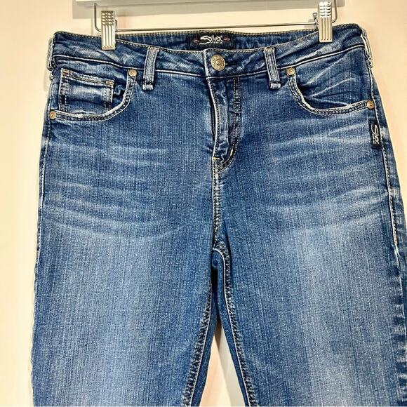 Silver Jeans Women’s Izzy Ankle Kicker Jeans Medium Blue Wash Size 29 x 26 EUC - Picture 2 of 9